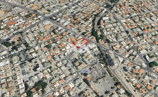 Land in Kato Polemidia, Limassol, Zypern 1