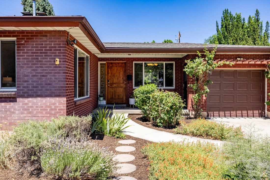 Adorable Home In An Unbeatable - 1100xxs