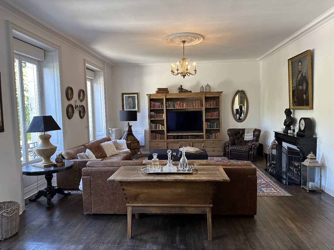 Whispers of Love: A 19th-Century Château’s Timeless Romance in Nouvelle-Aquitaine