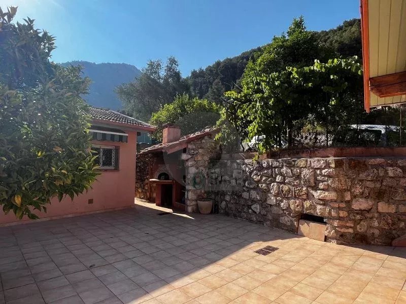 Casa en Sainte-Agnès, Provenza-Alpes-Costa Azul, Francia 2 - 15941018