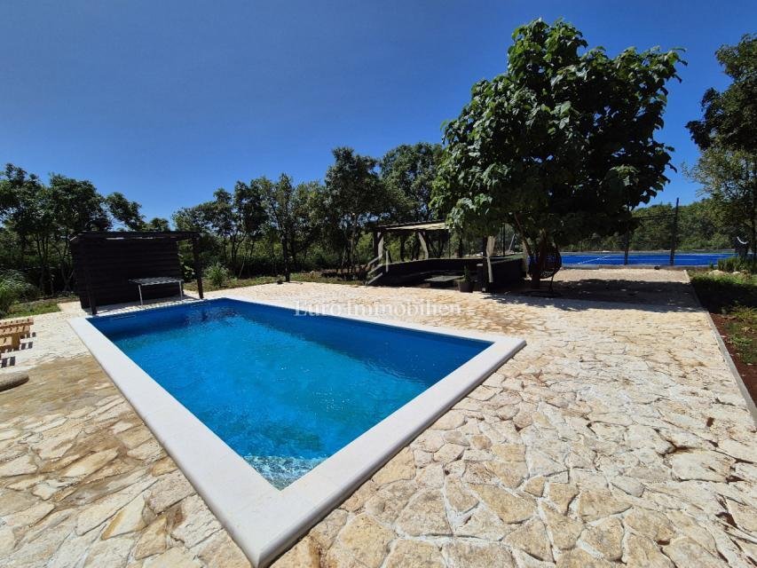 Maison à Krk, Primorje-Gorski Kotar, Croatie 2 - 13772556