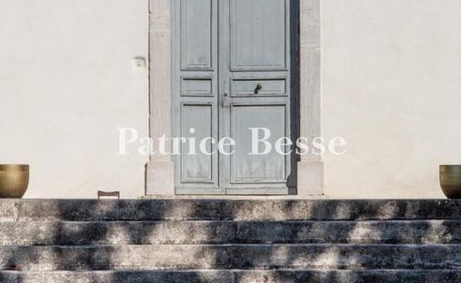 Castle for Sale in Tournus, Bourgogne-Franche-Comté, France