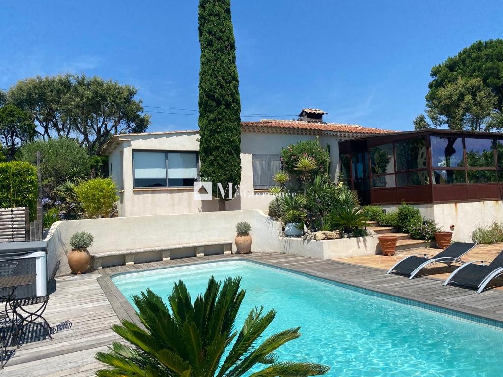 House in Grimaud, Provence-Alpes-Côte d'Azur, France 1 - 15942273
