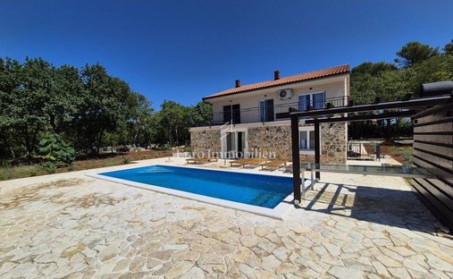 House in Krk, Primorje-Gorski Kotar County, Croatia 1