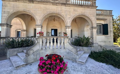 Villa en Scorrano, Apulia, Italia 1
