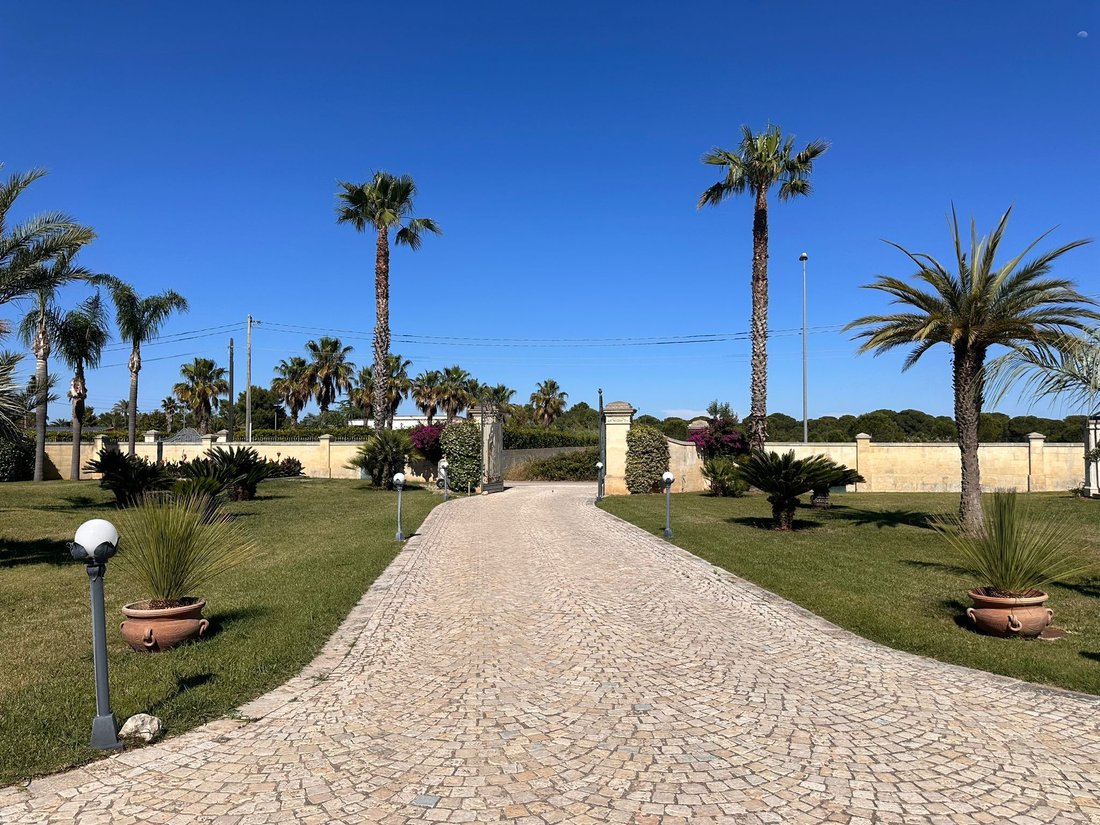 Villa in Scorrano, Apulia, Italy 2 - 15944865