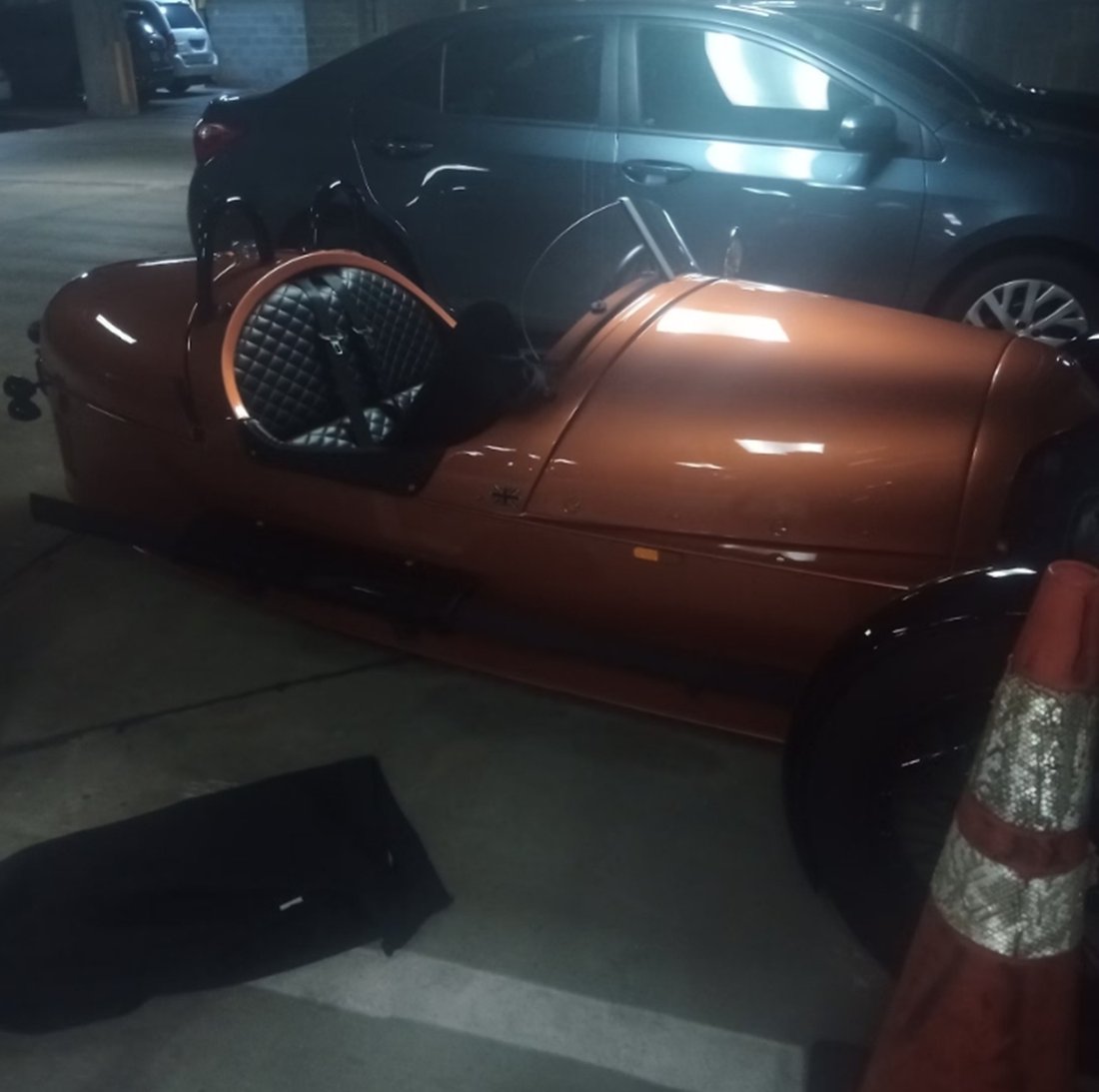 Roadster in Vienna, Virginia, United States 3 - 15953123
