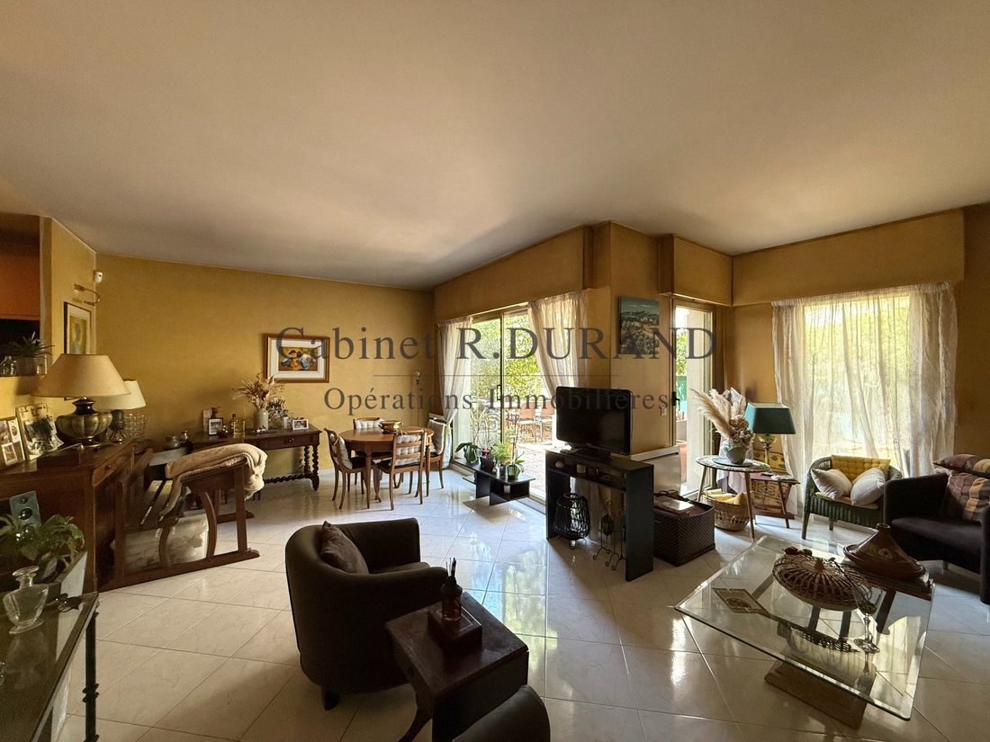 Apartment in Chedal Anglay, La Garenne-Colombes, France 3 - 15950634