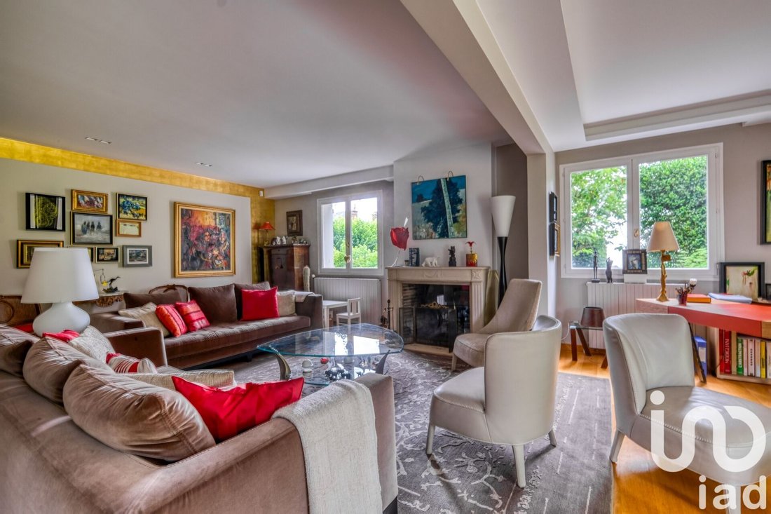 House in Lagny-sur-Marne, Ile-de-France, France 5 - 15951732