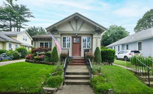 House in North New Hyde Park, New York, United States 1
