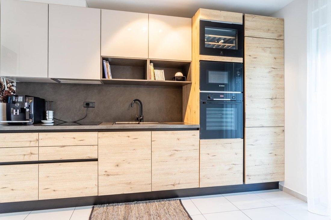 Apartment in Mjesni odbor Sveti Kajo, Solin, Split-Dalmatia County 2 - 15948106