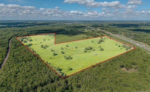 Farm Ranch in Lebanon, Missouri, Vereinigte Staaten 1