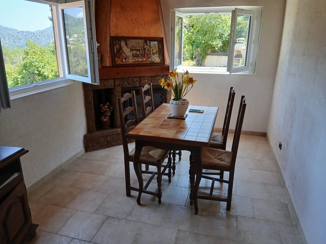 Villa in Aspremont, Provence-Alpes-Côte d'Azur, France 2 - 14557046