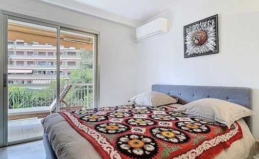 19 Th C Castle Outbuildings, Stabbles, Pool