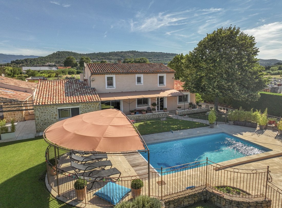 Le Rêve Provençal: A Luberon Castle Whispering of Sunlit Centuries