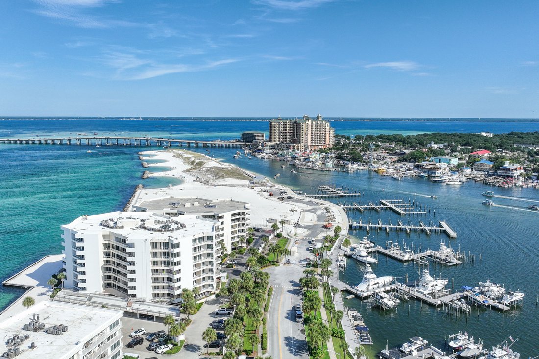 Condo in Destin, Florida, United States 1 - 15950926