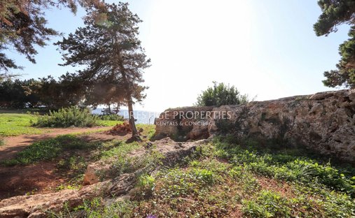 Land in Santa Eularia des Riu, Balearic Islands, Spain 1