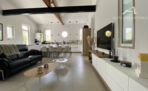 Villa in Nord Est, Andernos-les-Bains, France 1