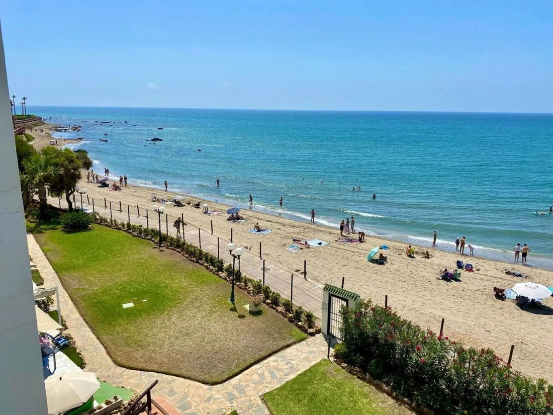 Apartment in Riviera del Sol, Mijas, Spain 1 - 15948248