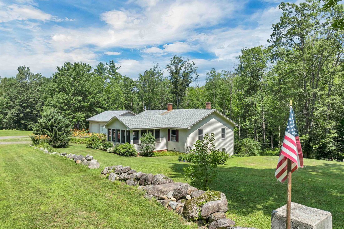 House in Laconia, New Hampshire, United States 1 - 15945870