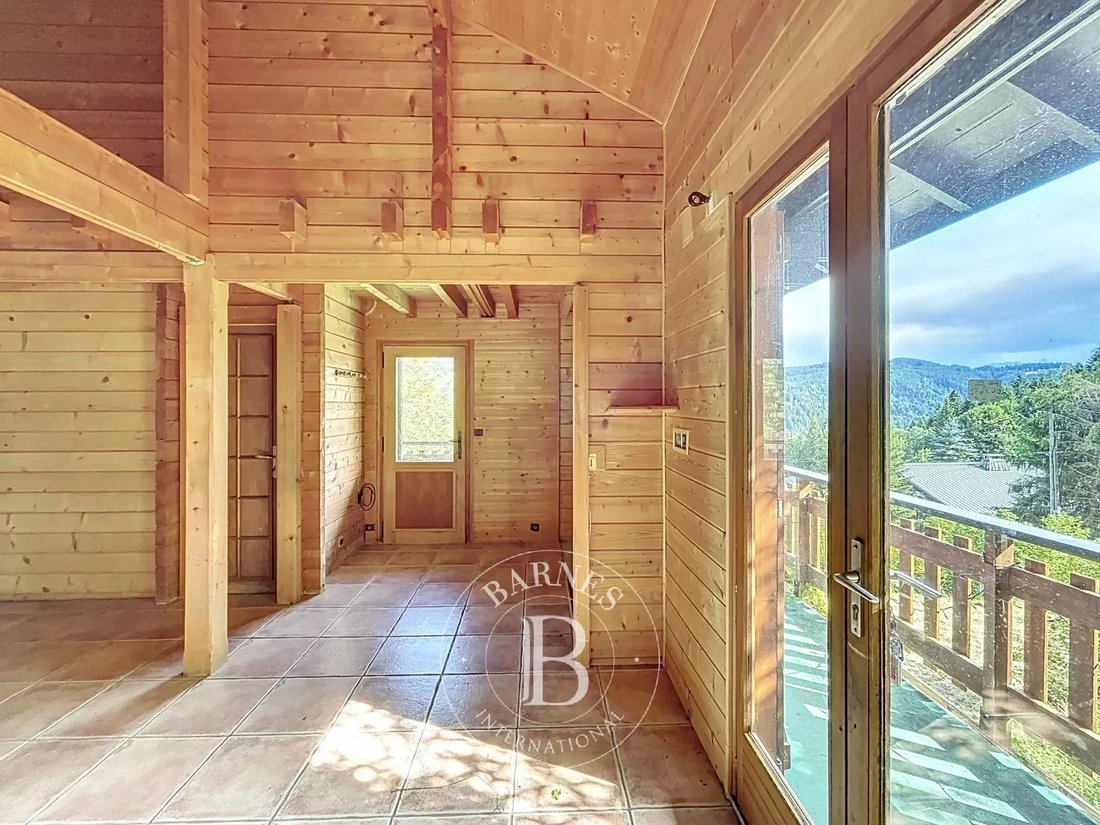 Chalet in Les Gets, Auvergne-Rhône-Alpes, France 5 - 15821758