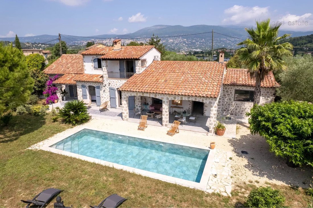 Villa in Grasse, Provence-Alpes-Côte d'Azur, France 5 - 15770447