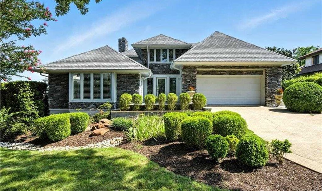 Single Family For Sale In Virginia - 1040x620xc