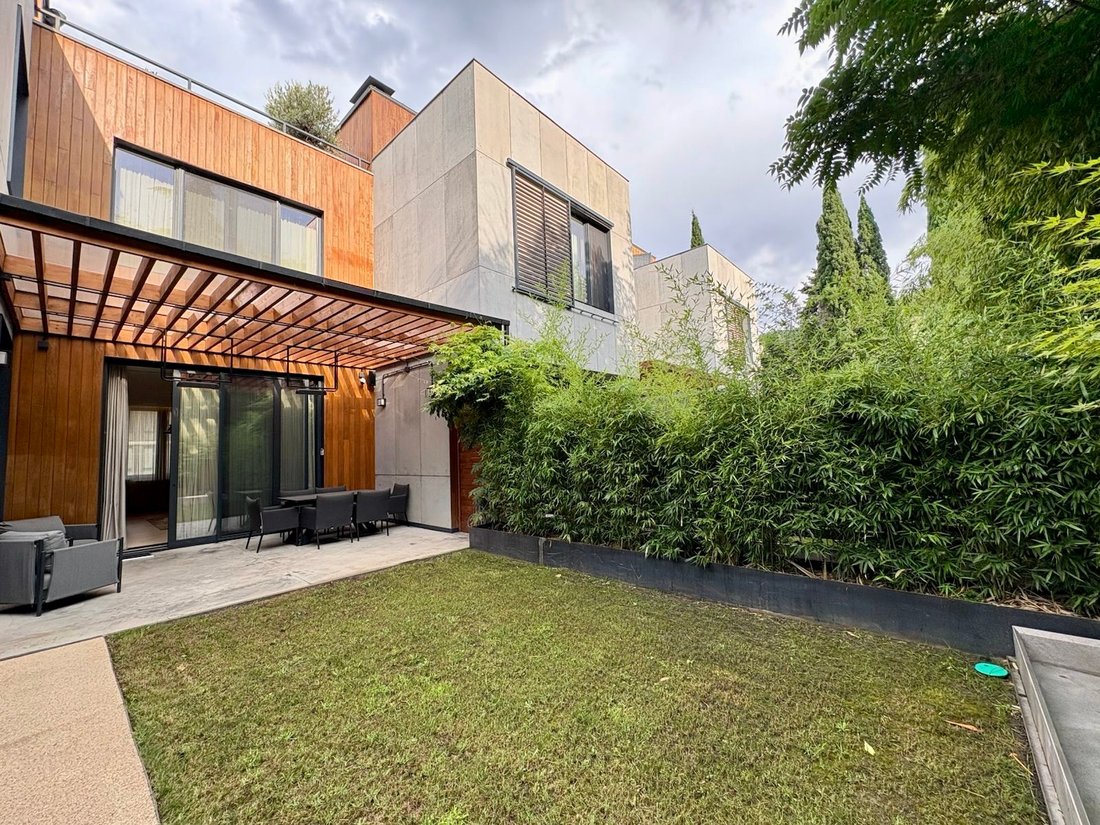 Townhouse in Tbilisi, Tbilisi, Georgia 2 - 15953021