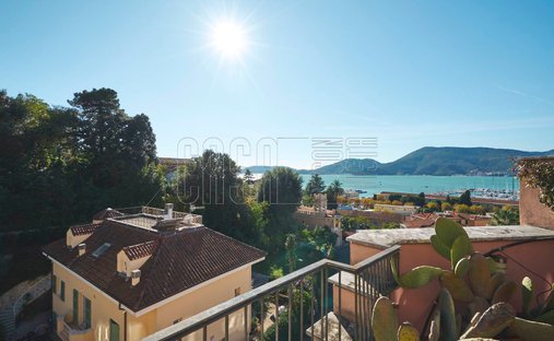 Penthouse in La Spezia, Liguria, Italy 1