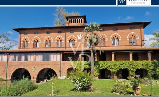 Villa in Massarosa, Tuscany, Italy 1
