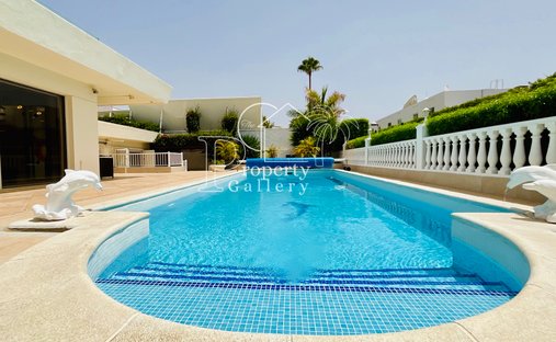 Villa in Playa de las Americas, Isole Canarie, Spagna 1