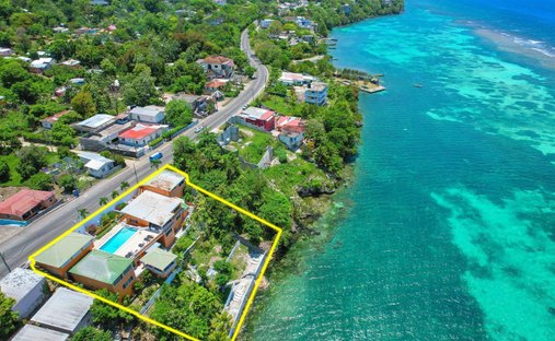 Villa in Salt Gut, St. Mary Parish, Jamaica 1