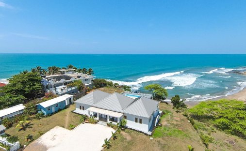 Villa in Treasure Beach, St. Elizabeth Parish, Jamaica 1