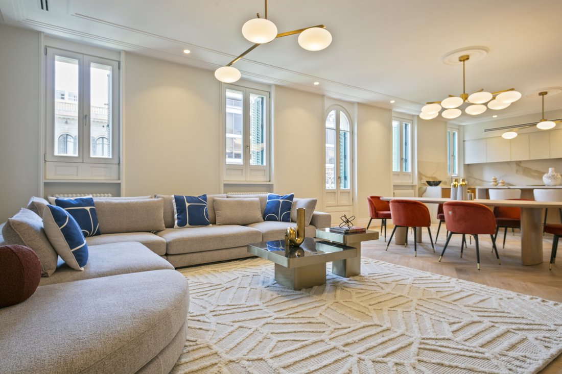 Apartment in Eixample, Barcelona, Spain 5 - 15549694