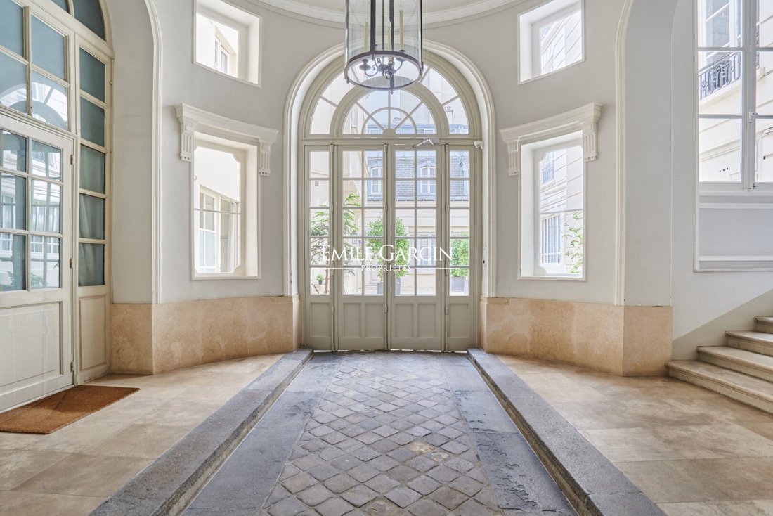 Apartment in Invalides, Paris 7e Arrondissement, Paris 5 - 15955535