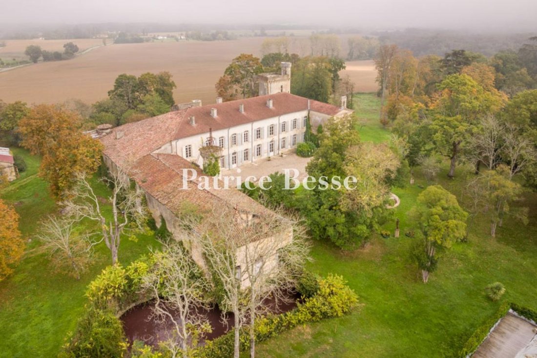 Château des Rêves: An 18th-Century Armagnac Jewel in Occitanie’s Golden Light