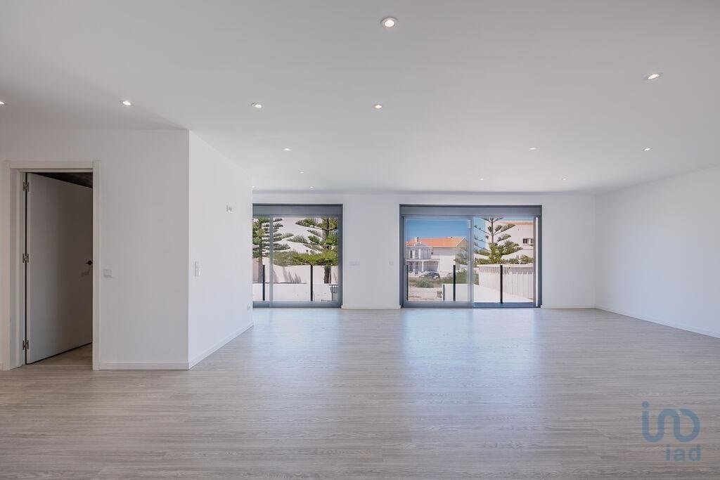 Townhouse in Silveira, Lisbon, Portugal 5 - 15958409