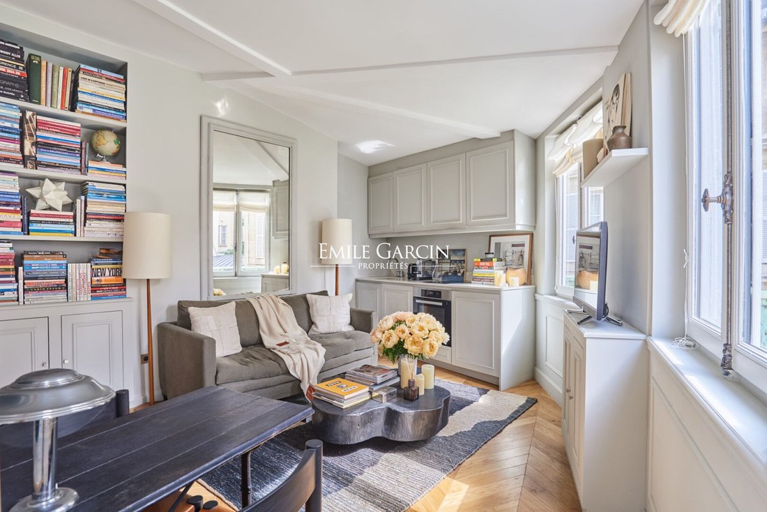 Apartment in Invalides, Paris 7e Arrondissement, Paris 2 - 15955535