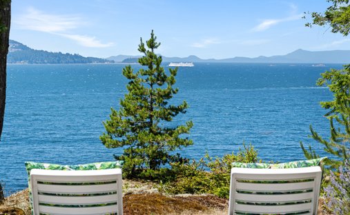 House in Gabriola, British Columbia, Canada 1