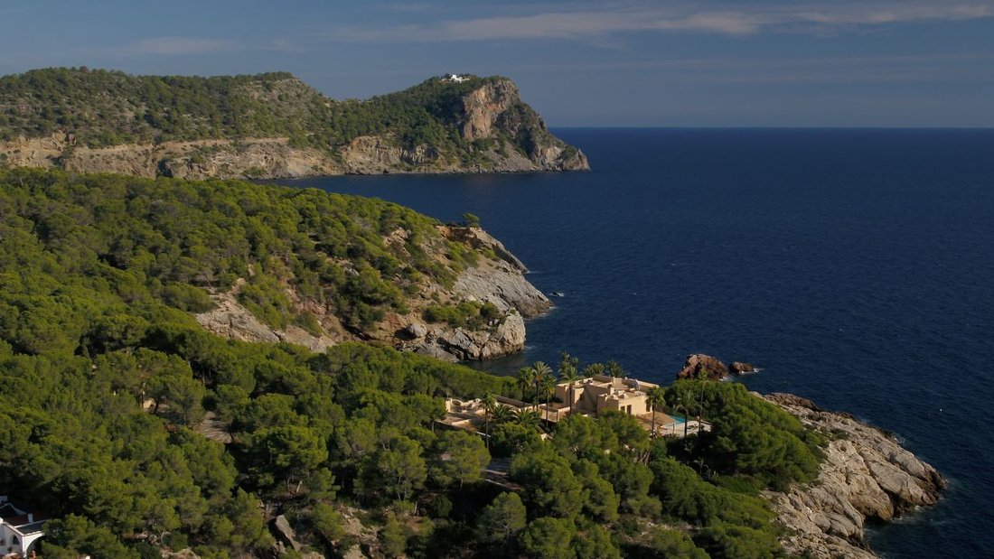 Villa in Cala Mastella, Santa Eularia des Riu, Balearic Islands 4 - 15956488