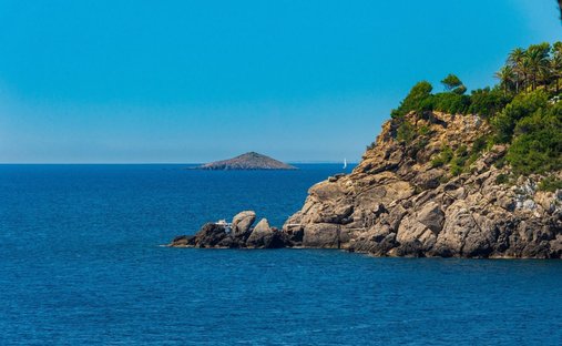 Villa in Cala Mastella, Santa Eulària des Riu, Balearische Inseln 1