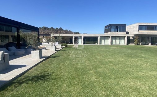House in Chicureo, Santiago Metropolitan Region, Chile 1
