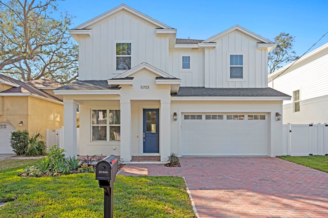 House in Tampa, Florida, United States 4 - 14847675