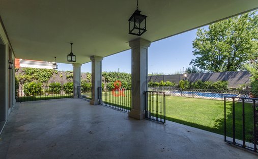 House in Moncloa-Aravaca, Madrid, Spain 1