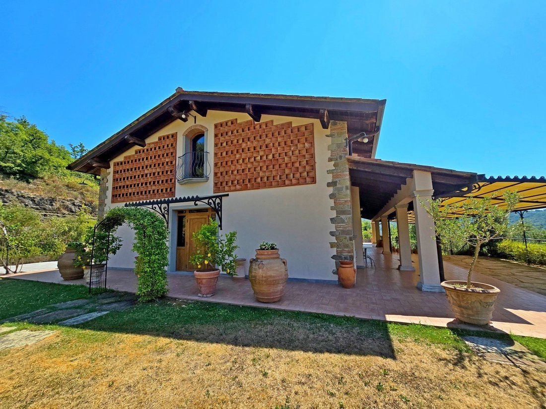 Villa in Giovi-Puglia-Catona, Arezzo, Tuscany 4 - 15954687