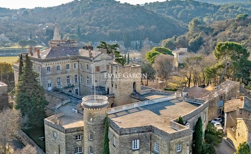 Chateau in Suze-la-Rousse, Auvergne-Rhône-Alpes, France 1