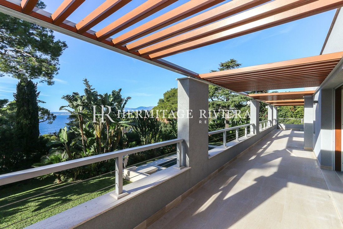 Villa in Saint-Jean-Cap-Ferrat, Provence-Alpes-Côte d'Azur, France 1 - 14046636