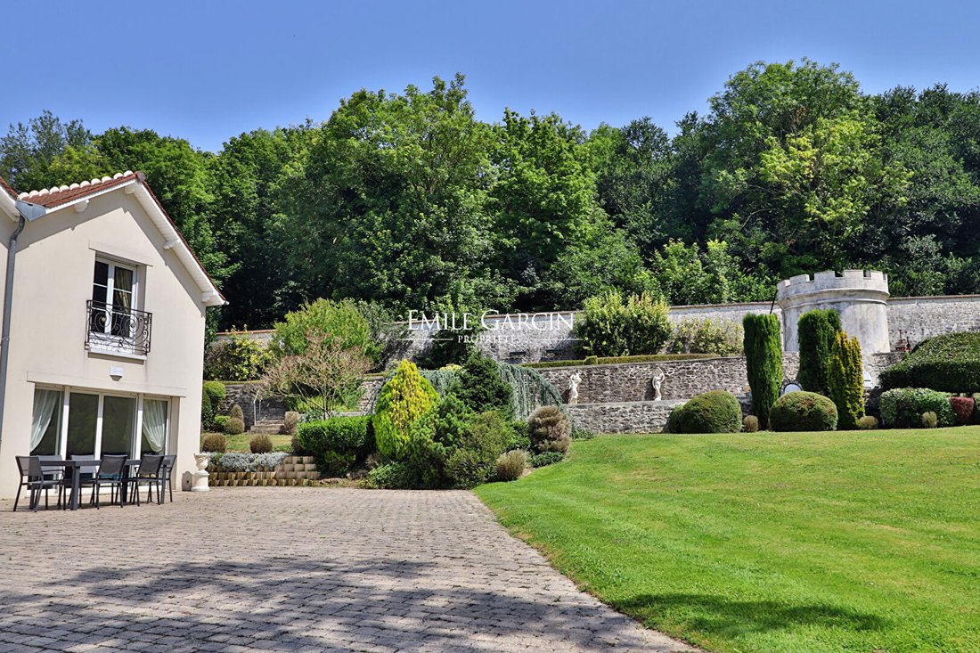 Villa in Magny-en-Vexin, Ile-de-France, France 3 - 15955734