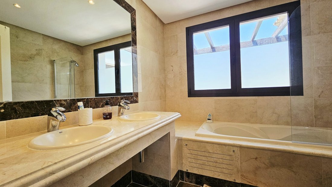 Villa in Estepona, Andalusia, Spain 5 - 15957961
