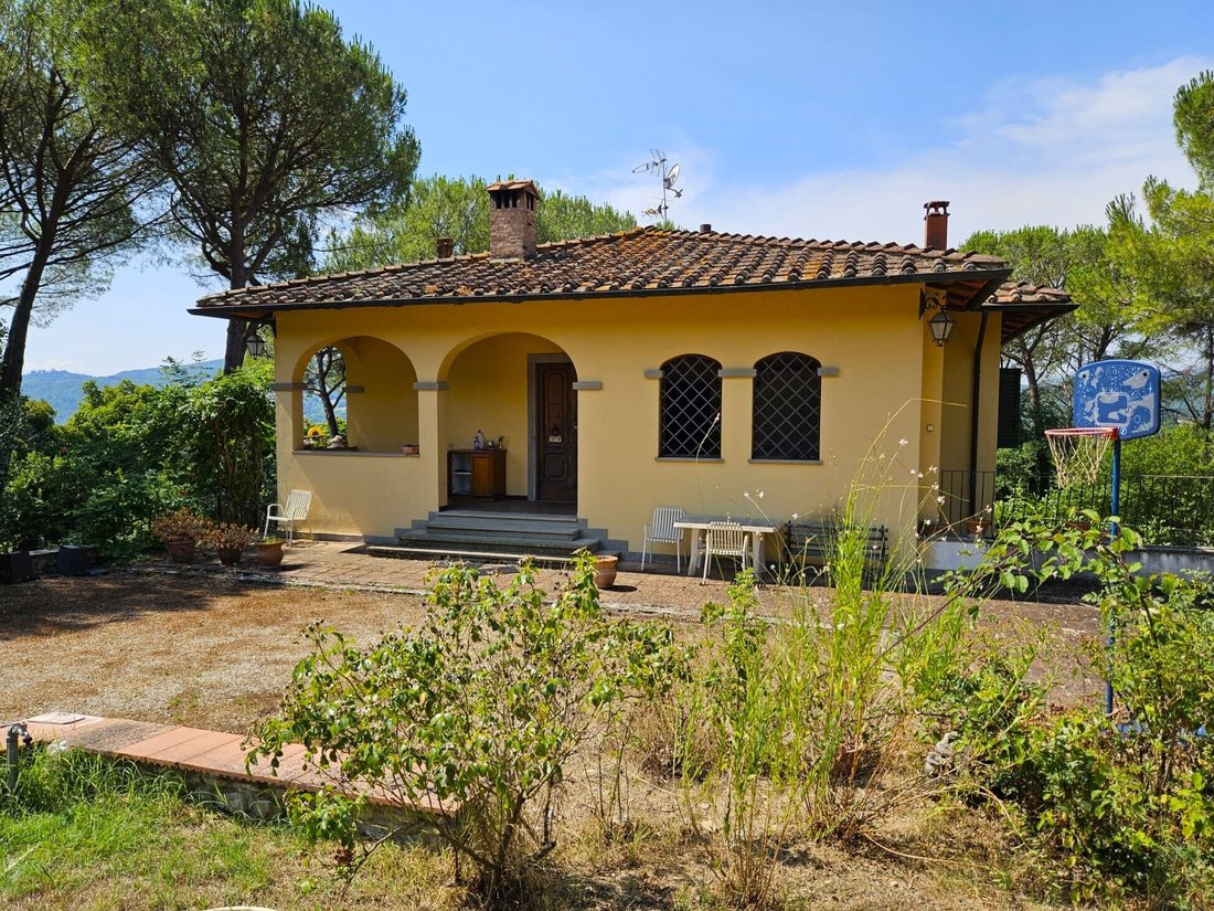 Villa in Barberino di Mugello, Tuscany, Italy 1 - 15956289